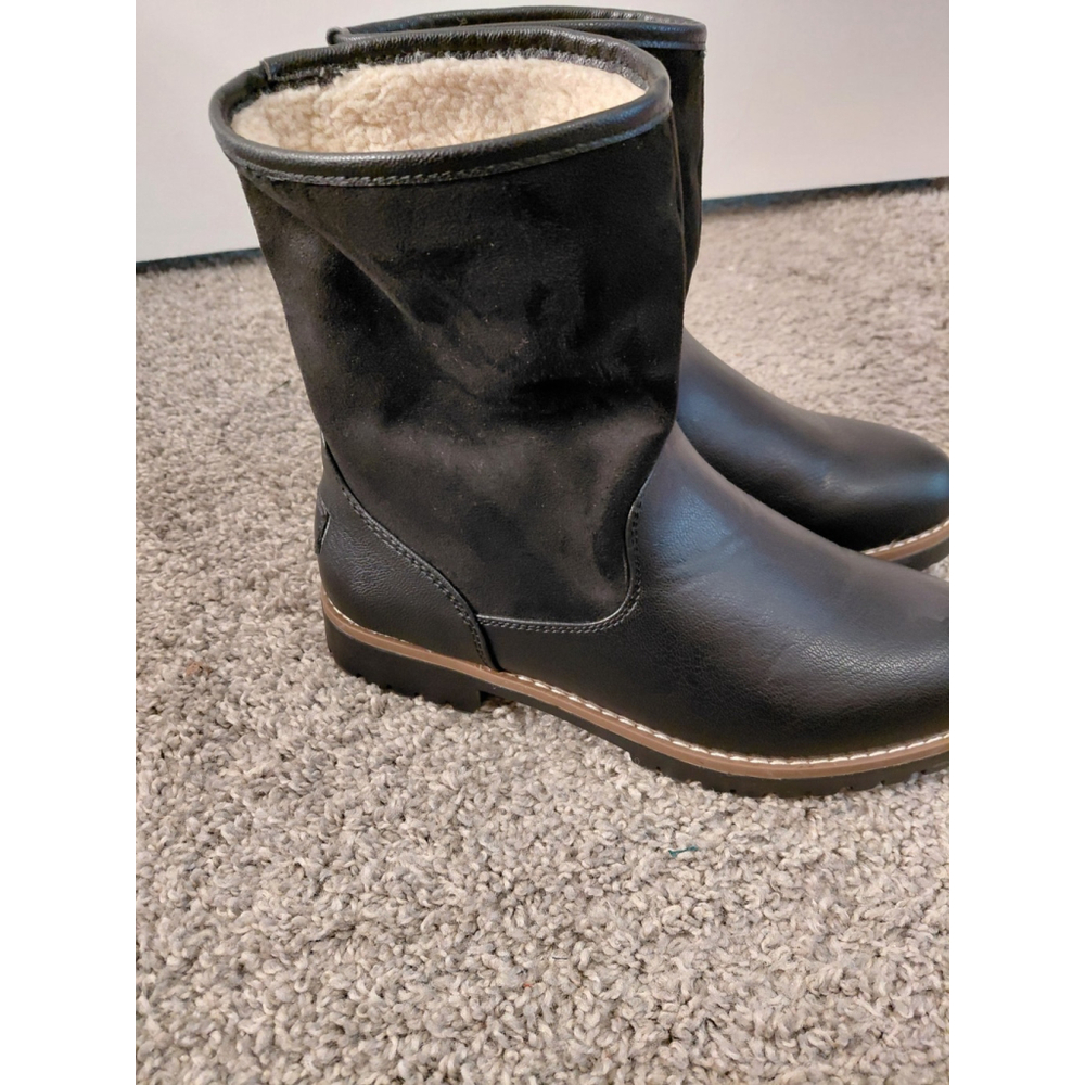 Nautica Women's Boots Size 7.5 Black Suede Leather Chukka